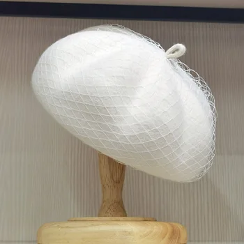 Шерстяные береты во французском стиле, зимние шапки для женщин, теплые фетровые шляпы, шляпа-чародейка с вуалью, Свадебная церковная шляпа-таблетка